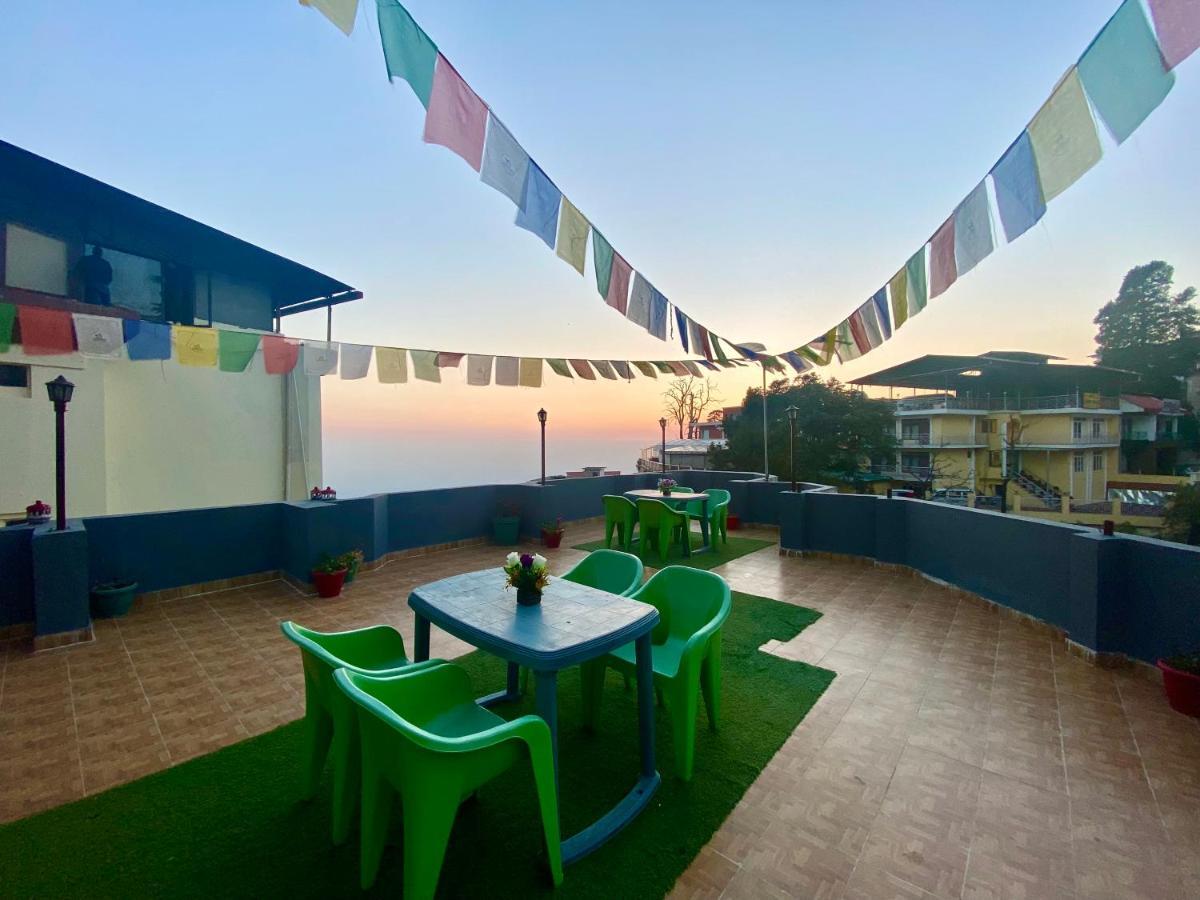Riversun Hotel Mall Road Mussoorie Eksteriør billede