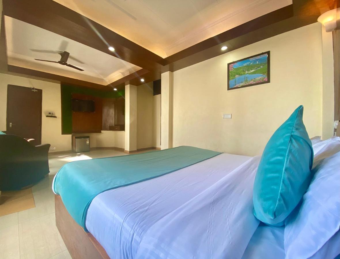 Riversun Hotel Mall Road Mussoorie Eksteriør billede